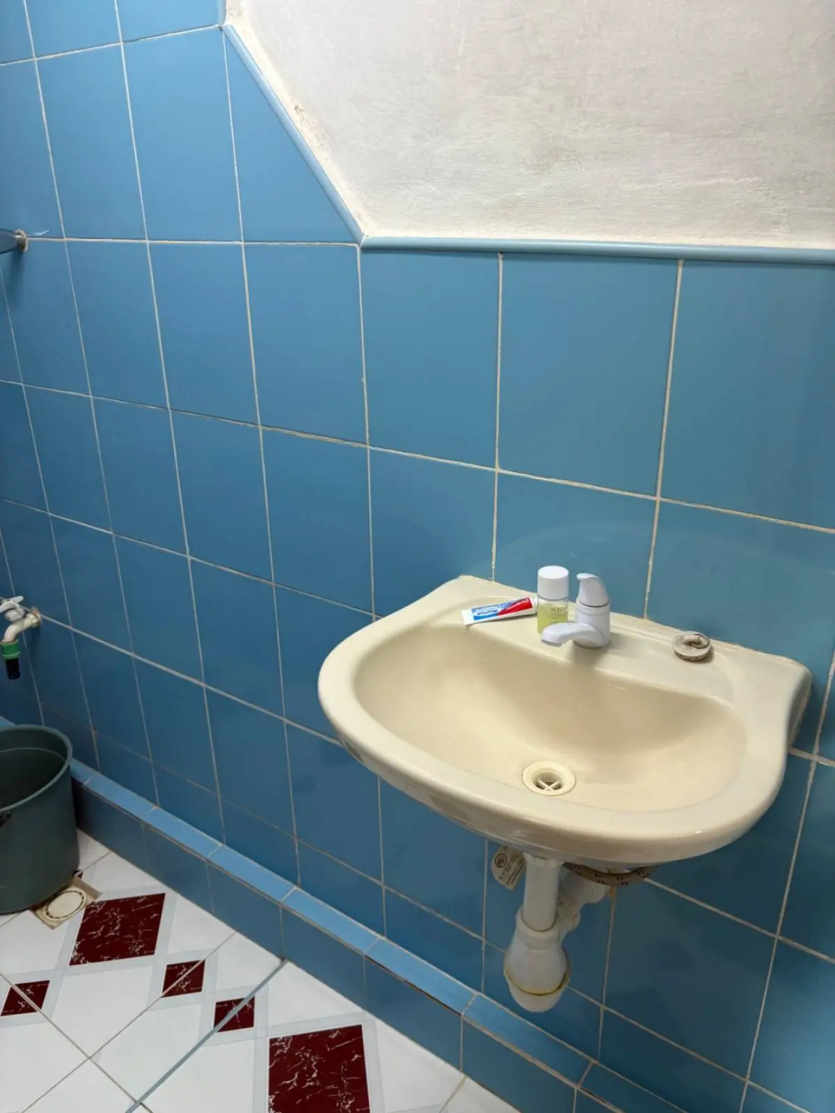 Rento Apartamento en el Cerro, cerca de Tulipan y Ayestaran
