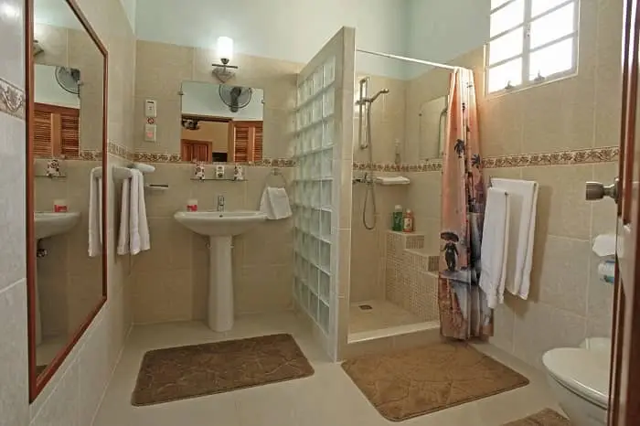 Casa disponible en Nuevo Vedado con respaldo energético grande
