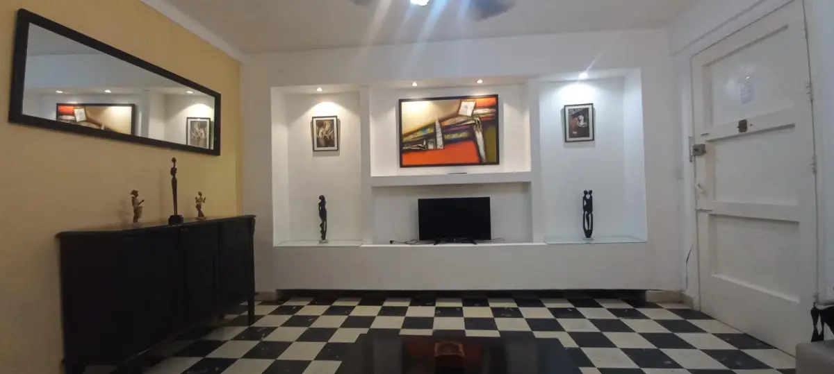Rento apt de 1 cuarto en planta baja en calle 27 a 2 cuadras de 23 y Rampa.Supercéntrico.